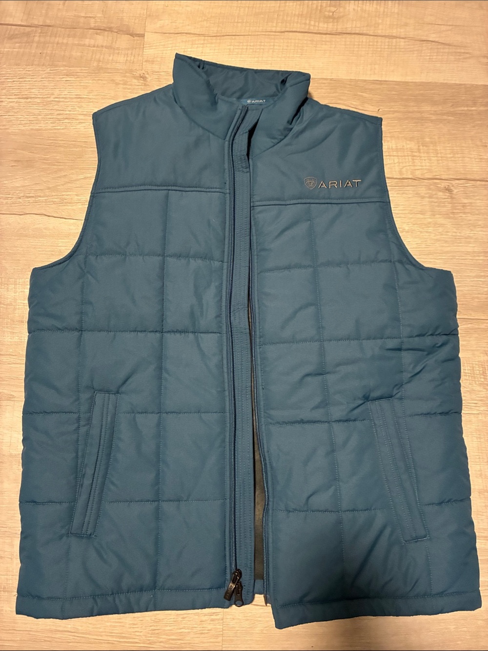 Ariat Men's Quilted Teal Blue Insulated Vest